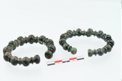 Foto von Bronzeknotenarmreif (NHMW-PRAE-025724)